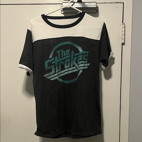 Vintage The Strokes band Stylish Black and White Graphic Tee - Picture 1 of 5